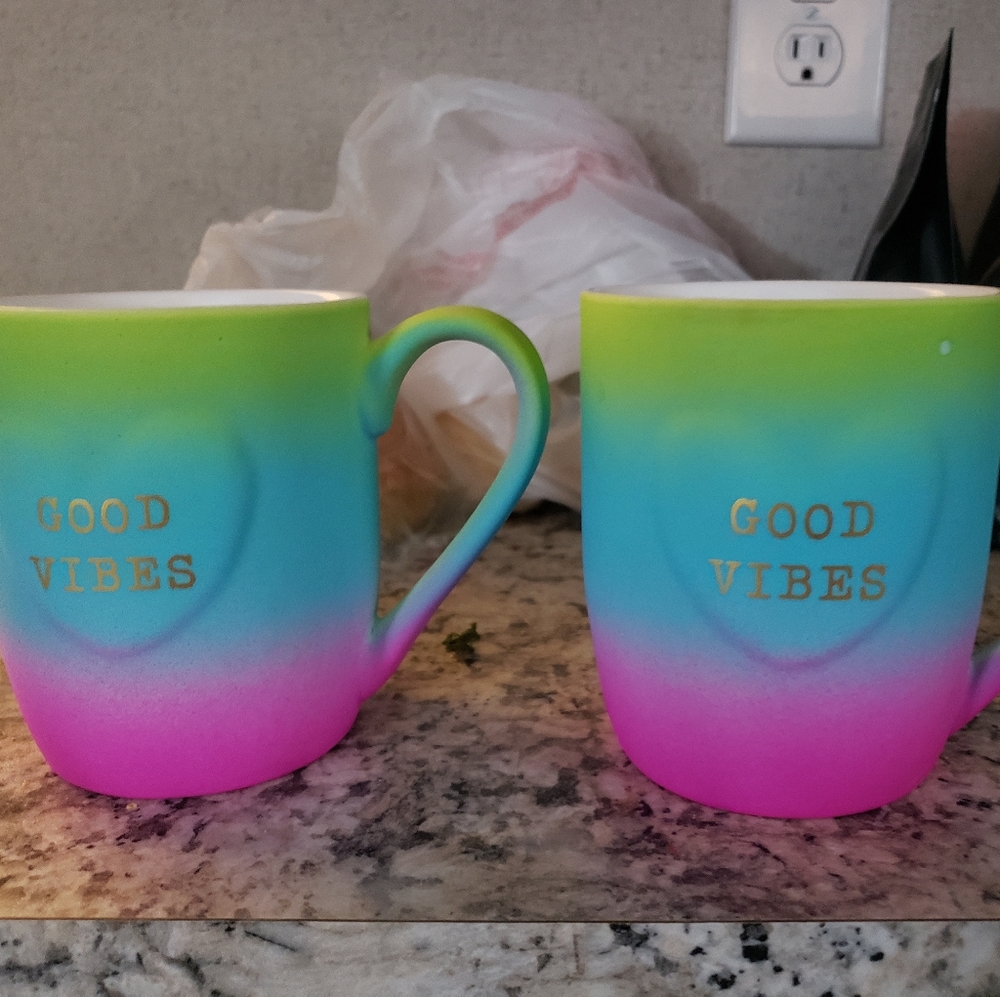 🔥Going Away 10/30🔥 Good Vibes Mugs